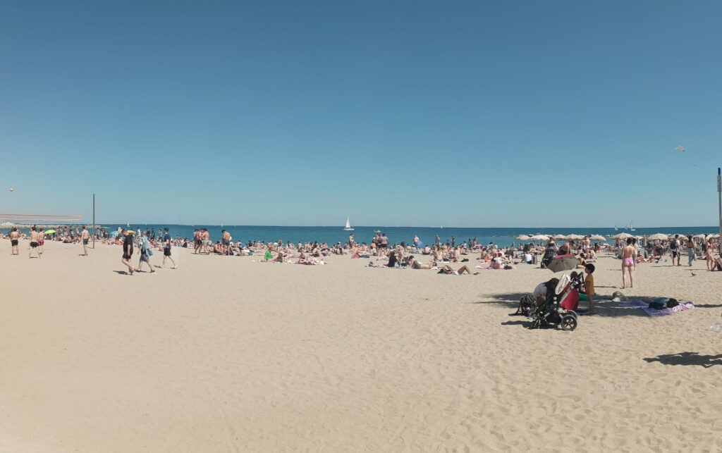 Platja de Sant Sebastià Barcelona